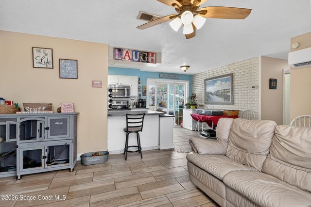 925 Lois Lane, Titusville, FL 32780