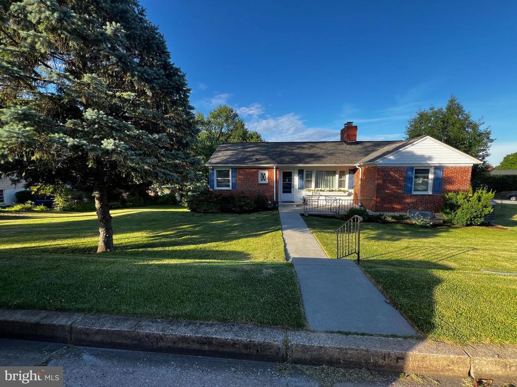 415 AIGBURTH RD, Towson, MD 21286
