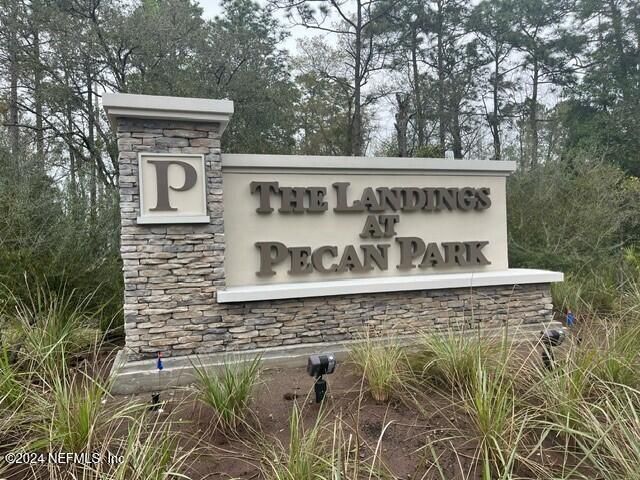 210 BRAZIL NUT Circle, Jacksonville, FL 32218