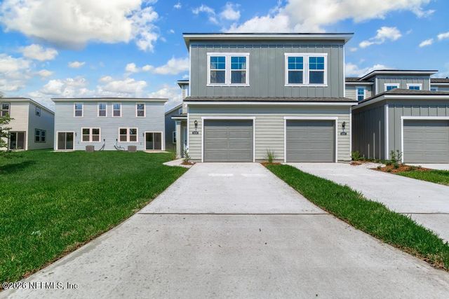 210 BRAZIL NUT Circle, Jacksonville, FL 32218