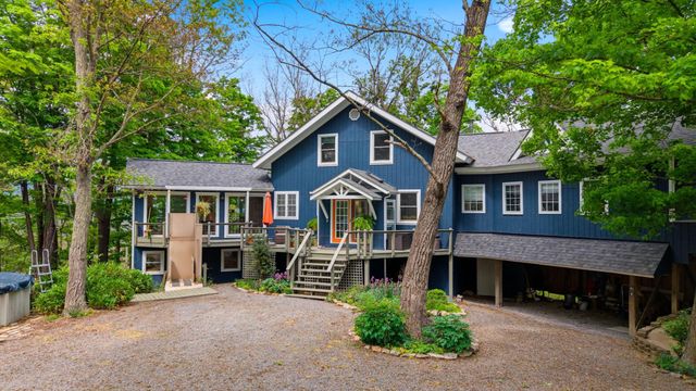 500 LARGENT HEIGHTS LN, Great Cacapon, WV 25422