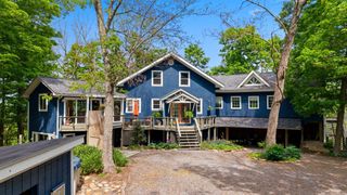 500 LARGENT HEIGHTS LN, Great Cacapon, WV 25422