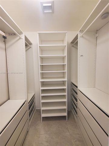 488 NE 18th St 1805, Miami, FL 33132