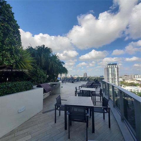 488 NE 18th St 1805, Miami, FL 33132