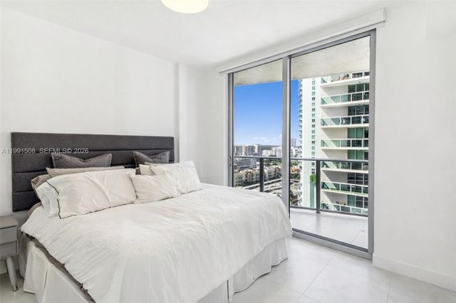 488 NE 18th St 1805, Miami, FL 33132