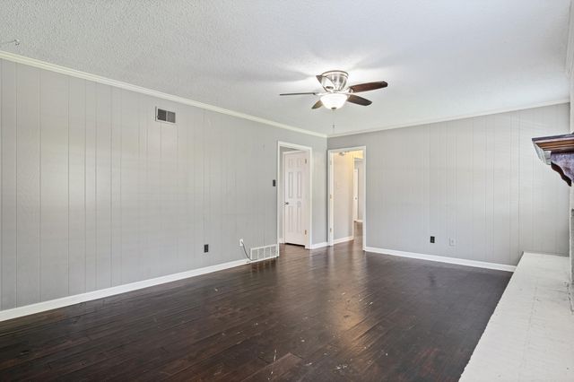 461 DOVE VALLEY DR, Collierville, TN 38017