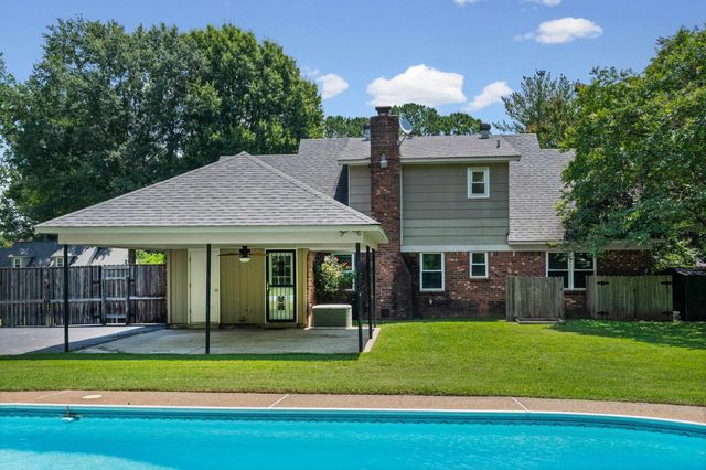 461 DOVE VALLEY DR, Collierville, TN 38017