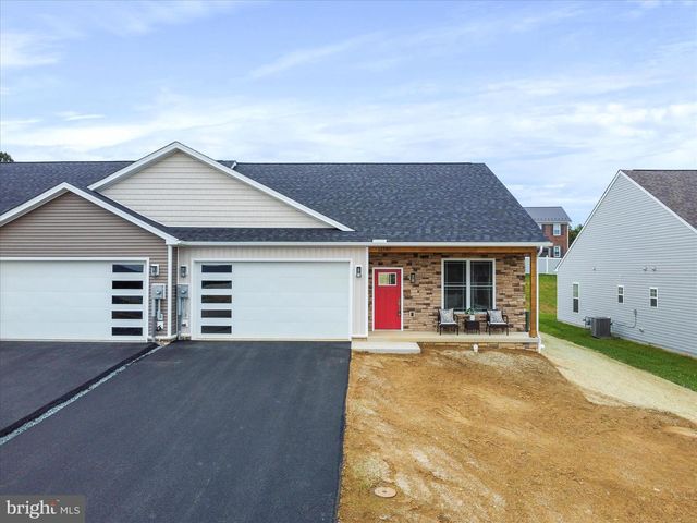 11797 MYSTIC ROCK LANE S, Waynesboro, PA 17268