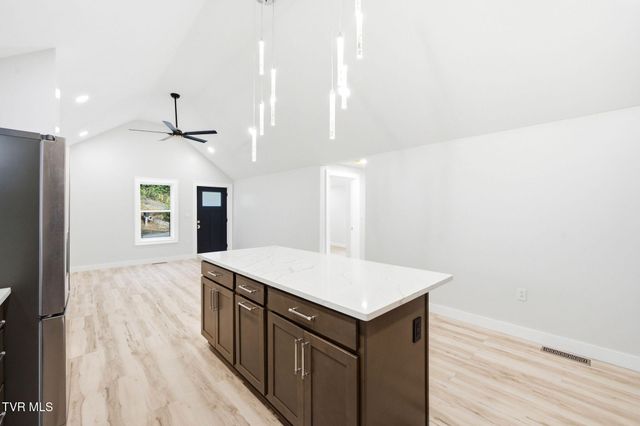 1200 Afton Street, Johnson City, TN 37601