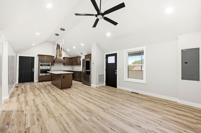 1200 Afton Street, Johnson City, TN 37601