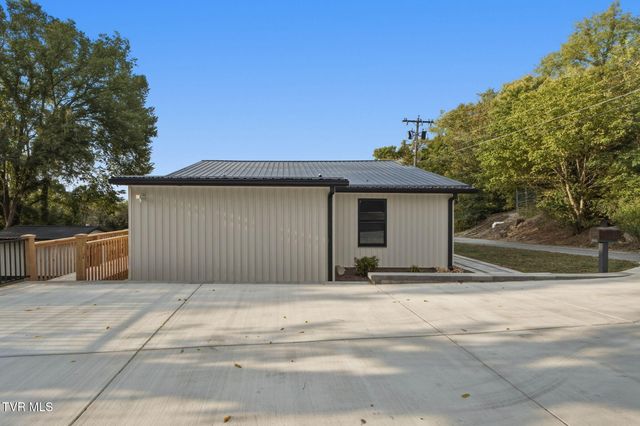1200 Afton Street, Johnson City, TN 37601
