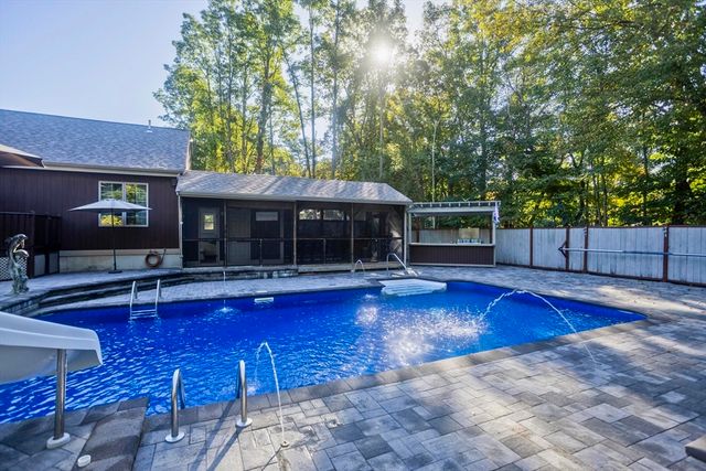 547 Berkley St, Berkley, MA 02779