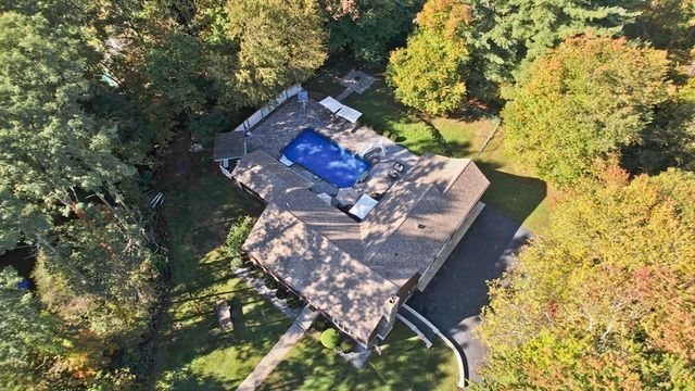 547 Berkley St, Berkley, MA 02779