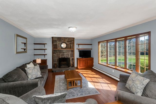 547 Berkley St, Berkley, MA 02779