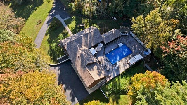 547 Berkley St, Berkley, MA 02779