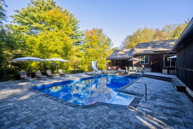 547 Berkley St, Berkley, MA 02779