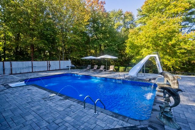 547 Berkley St, Berkley, MA 02779