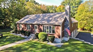 547 Berkley St, Berkley, MA 02779