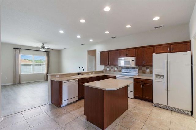 3341 WINCHESTER ESTATES CIRCLE, Lakeland, FL 33810