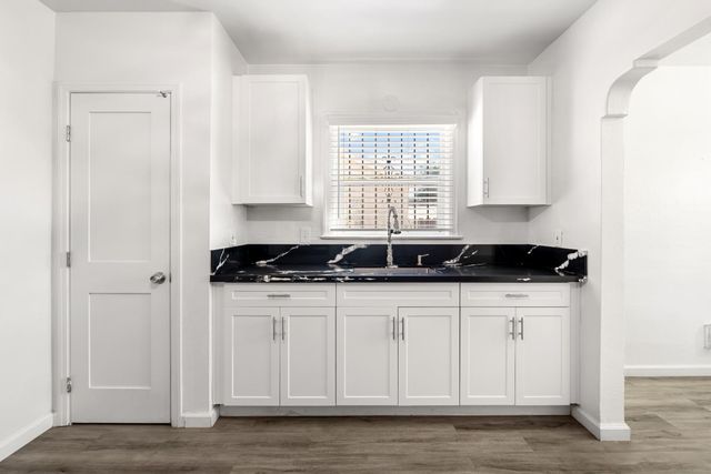 2312 S Holly Avenue, Fresno, CA 93706