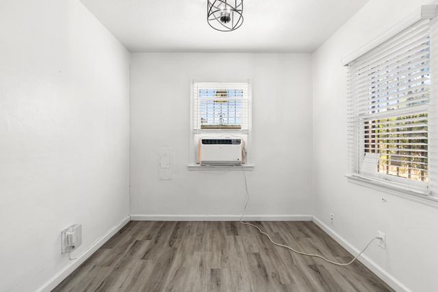 2312 S Holly Avenue, Fresno, CA 93706