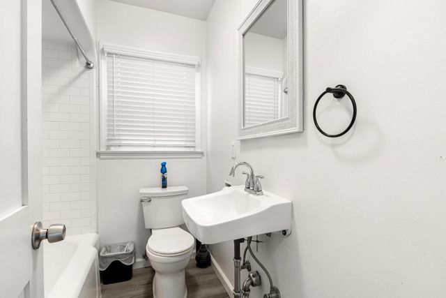 2312 S Holly Avenue, Fresno, CA 93706