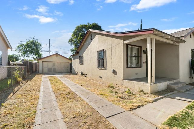 2312 S Holly Avenue, Fresno, CA 93706