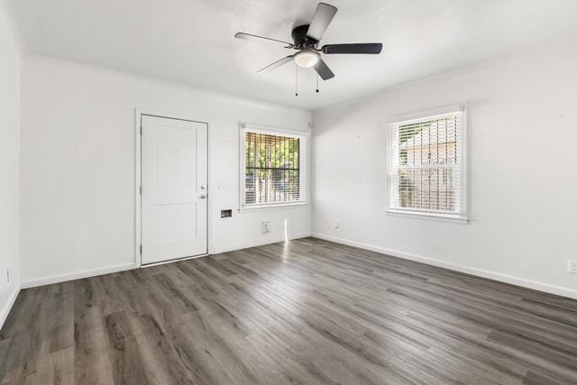 2312 S Holly Avenue, Fresno, CA 93706