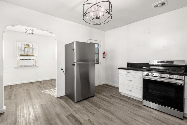 2312 S Holly Avenue, Fresno, CA 93706