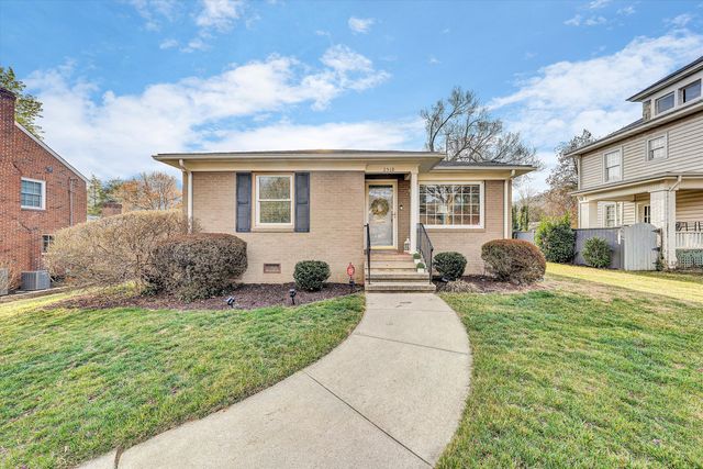 2518 Carolina AVE, Roanoke, VA 24014