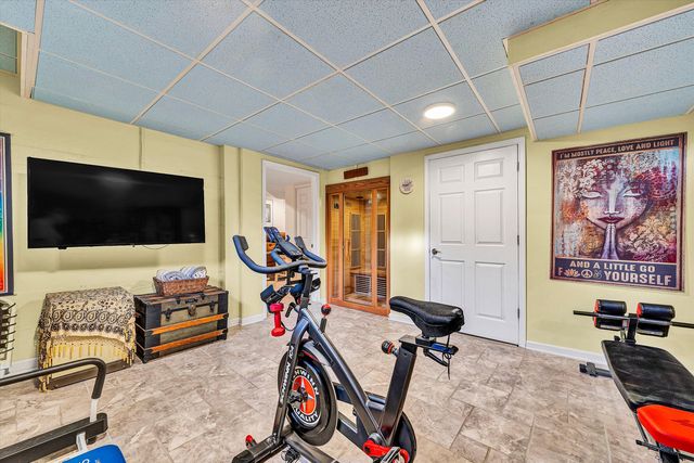 2518 Carolina AVE, Roanoke, VA 24014