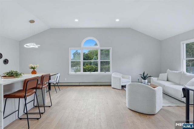 3 Pine Street, Montvale, NJ 07645