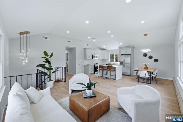 3 Pine Street, Montvale, NJ 07645