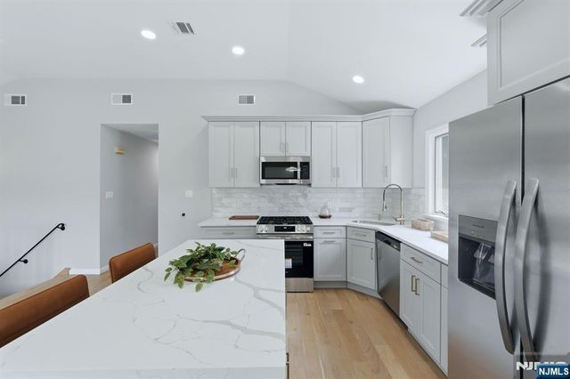 3 Pine Street, Montvale, NJ 07645