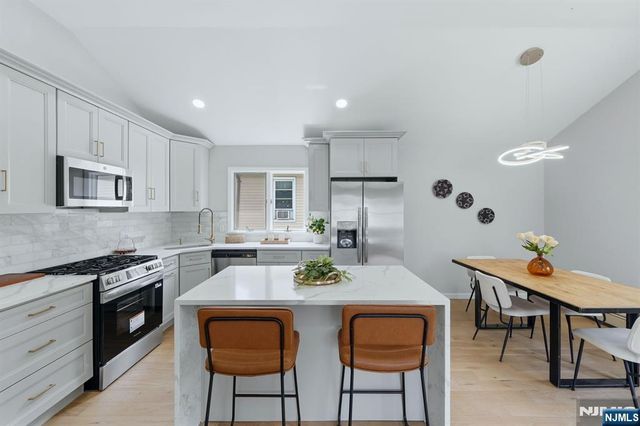 3 Pine Street, Montvale, NJ 07645