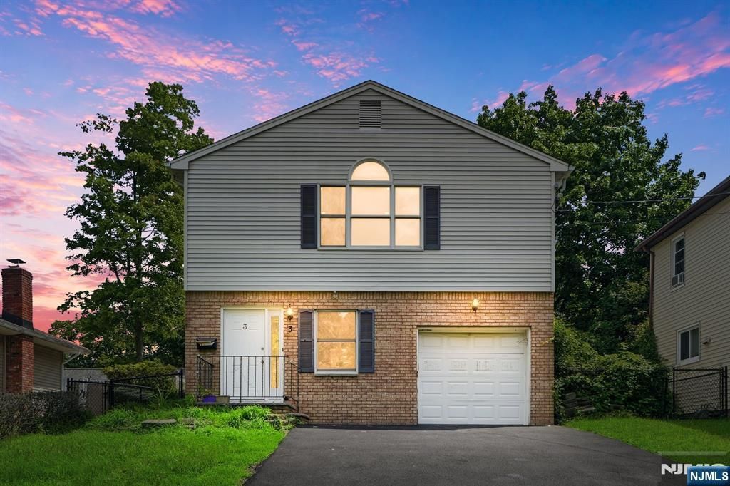 3 Pine Street, Montvale, NJ 07645