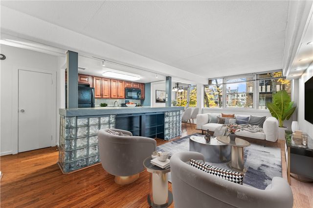 5619 Kentucky Ave 104, Shadyside, PA 15232