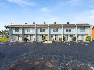 1123 SW 48th TER 104, Cape Coral, FL 33914