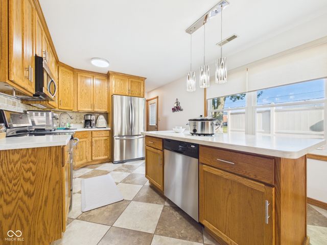 814 Rustic Road, Anderson, IN 46013