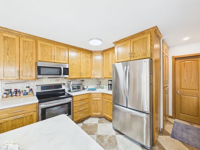 814 Rustic Road, Anderson, IN 46013
