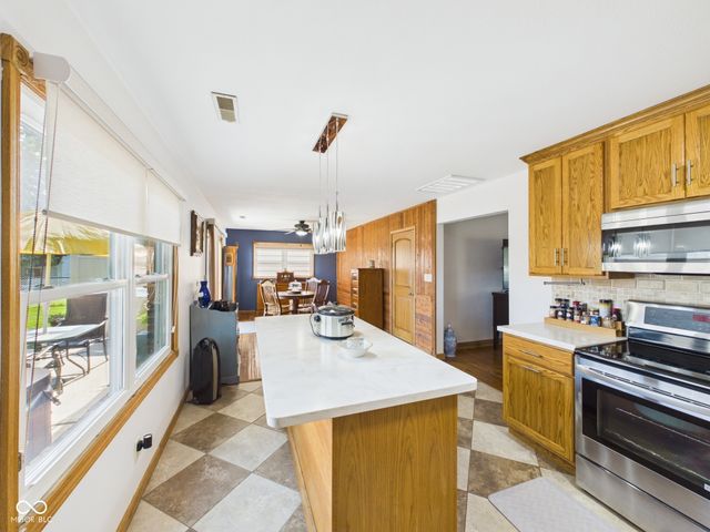 814 Rustic Road, Anderson, IN 46013