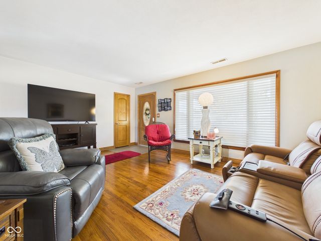 814 Rustic Road, Anderson, IN 46013