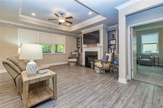 565 Timberbrook Drive, Sharpsburg, GA 30277