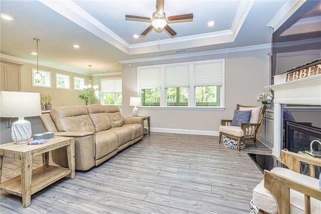 565 Timberbrook Drive, Sharpsburg, GA 30277