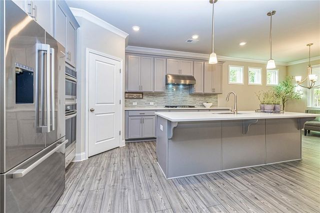 565 Timberbrook Drive, Sharpsburg, GA 30277