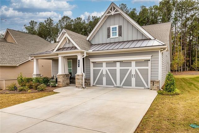 565 Timberbrook Drive, Sharpsburg, GA 30277