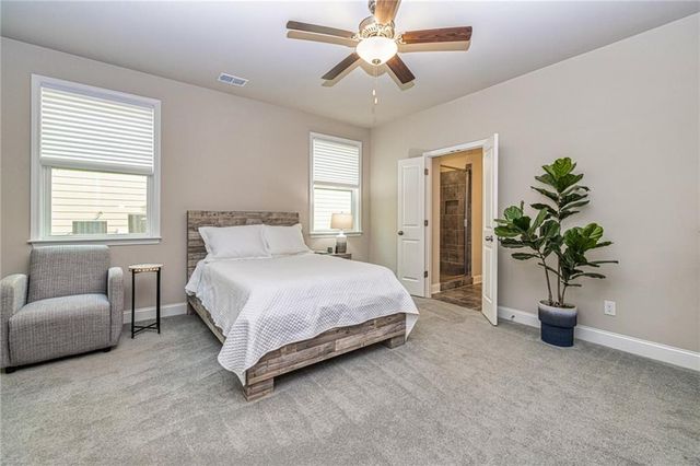 565 Timberbrook Drive, Sharpsburg, GA 30277