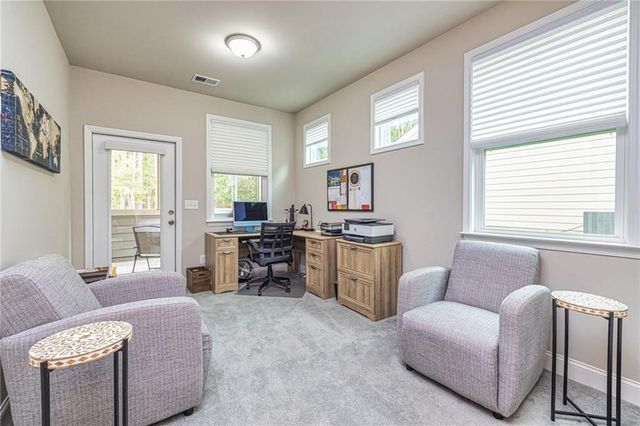 565 Timberbrook Drive, Sharpsburg, GA 30277