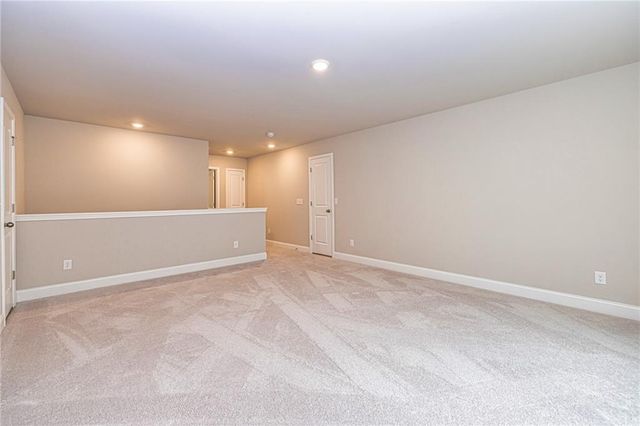 565 Timberbrook Drive, Sharpsburg, GA 30277