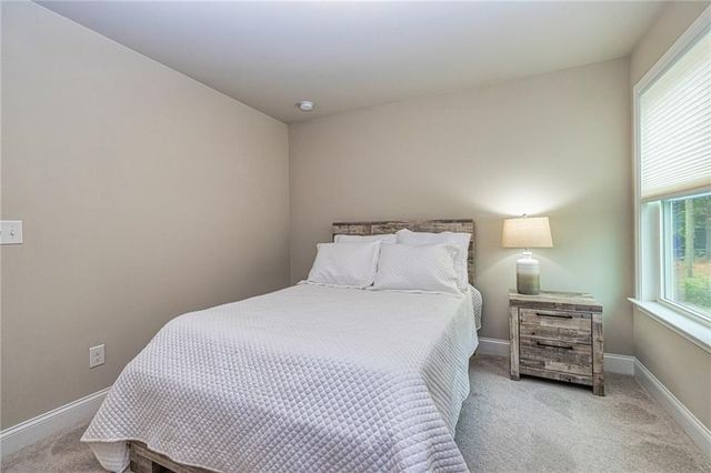 565 Timberbrook Drive, Sharpsburg, GA 30277